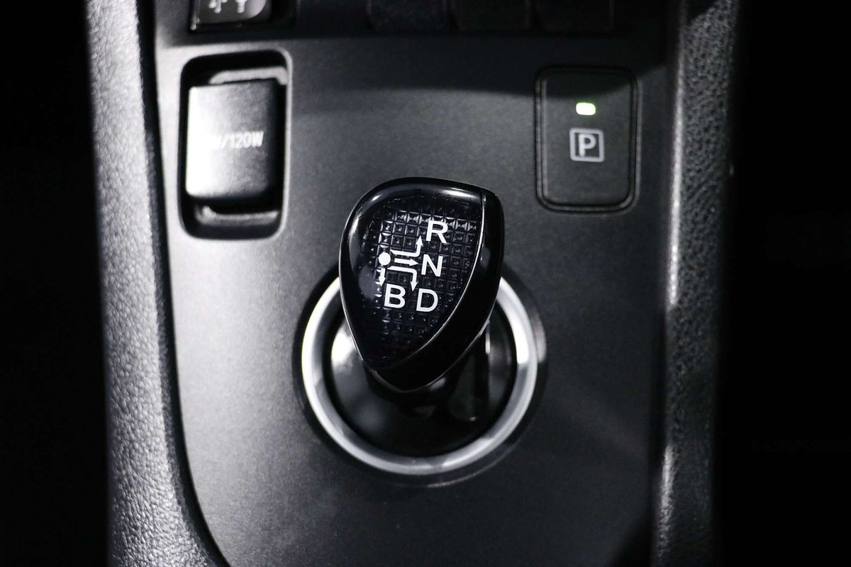 2016 Toyota Corolla Hybrid ZWE186R
