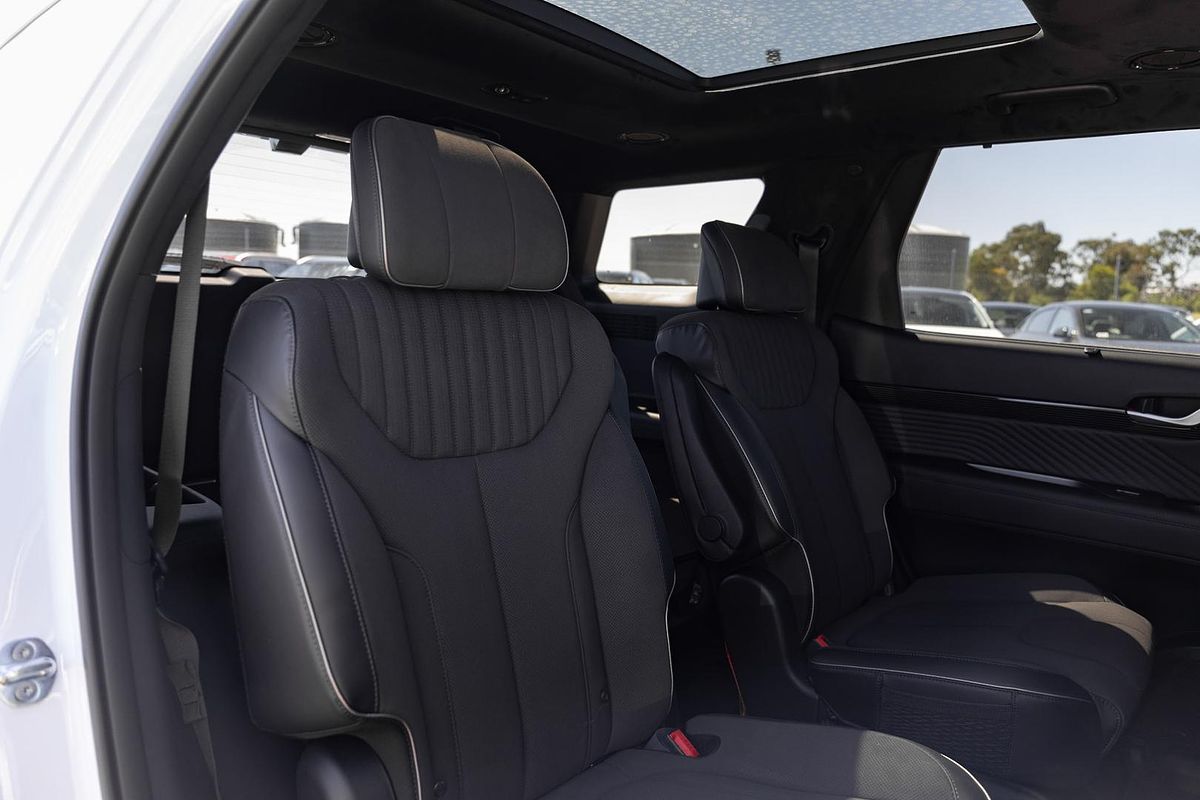 2025 Hyundai Palisade Calligraphy Black Ink LX2.V5