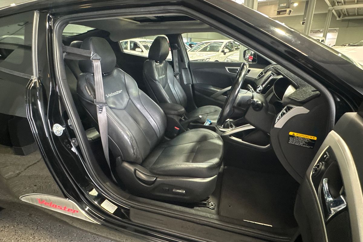 2014 Hyundai Veloster + FS3