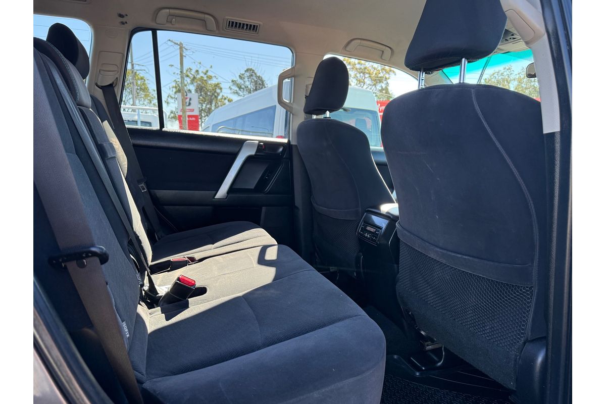 2017 Toyota LANDCRUISER PRADO GXL GDJ150R