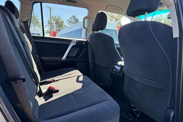 2017 Toyota LANDCRUISER PRADO GXL GDJ150R
