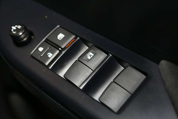 2024 Toyota Hilux SR GUN126R 4X4