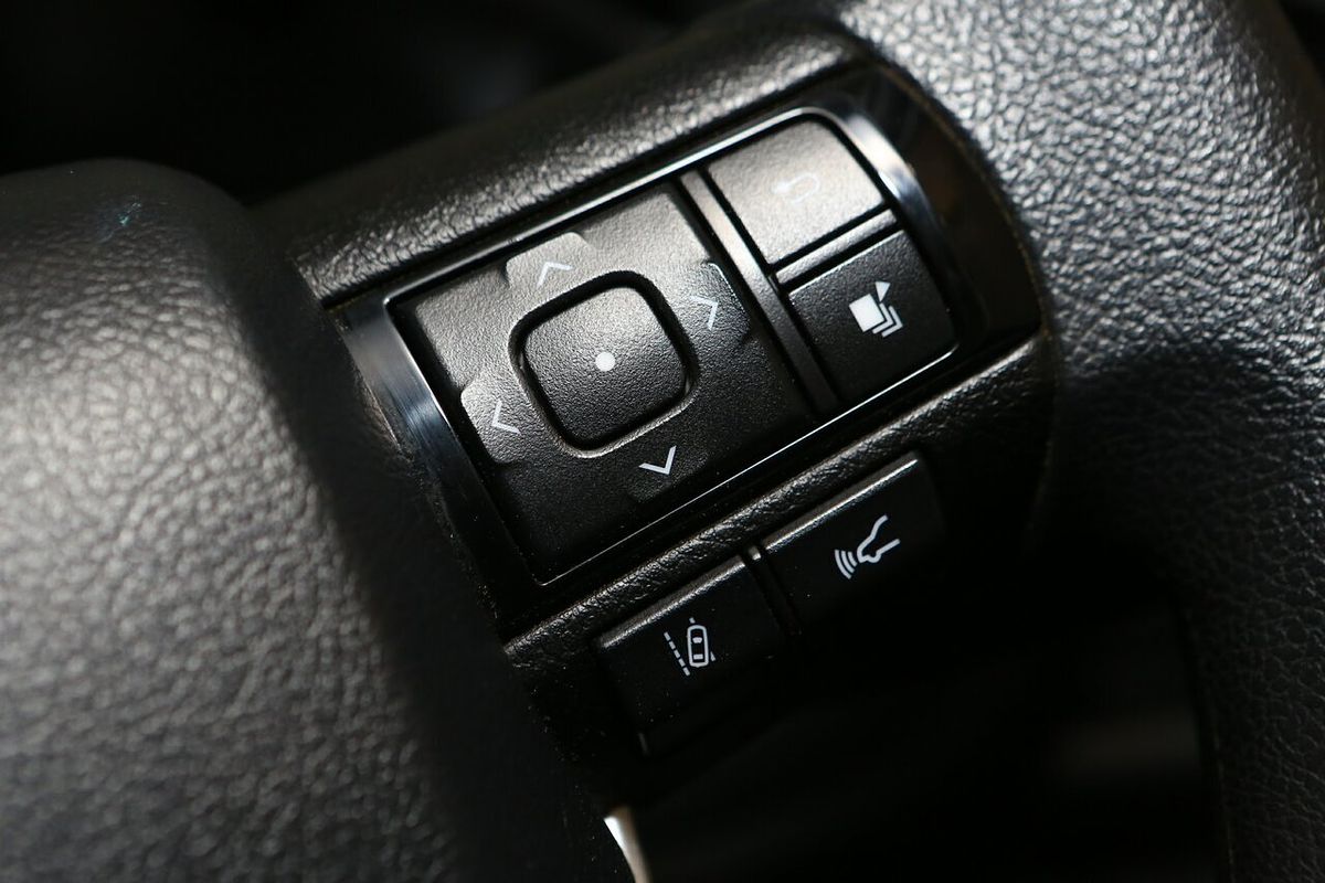 2024 Toyota Hilux SR GUN126R 4X4
