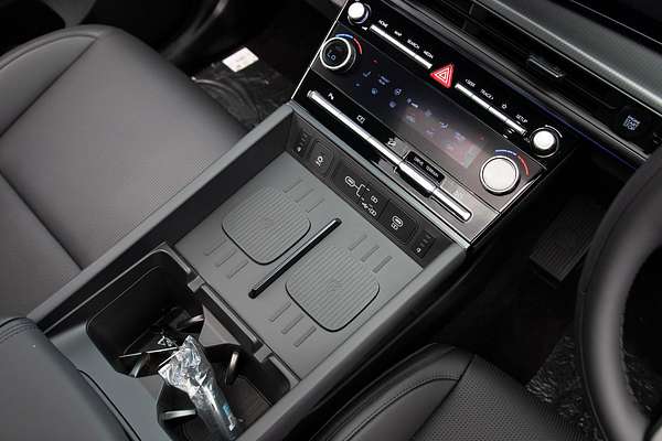 2024 Hyundai Santa Fe Hybrid Calligraphy MX5.V1