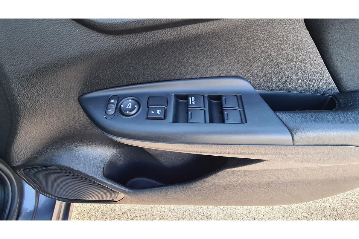 2015 Honda Jazz VTi GF