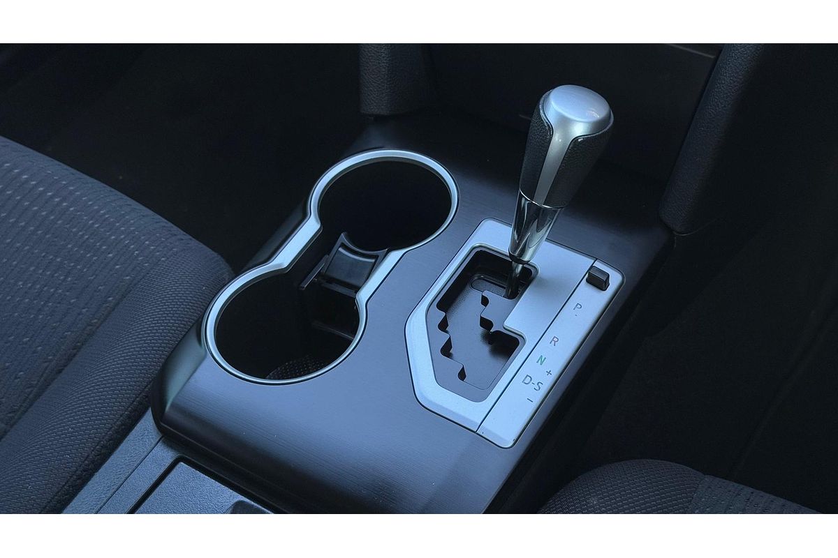 2015 Toyota Camry Atara S ASV50R
