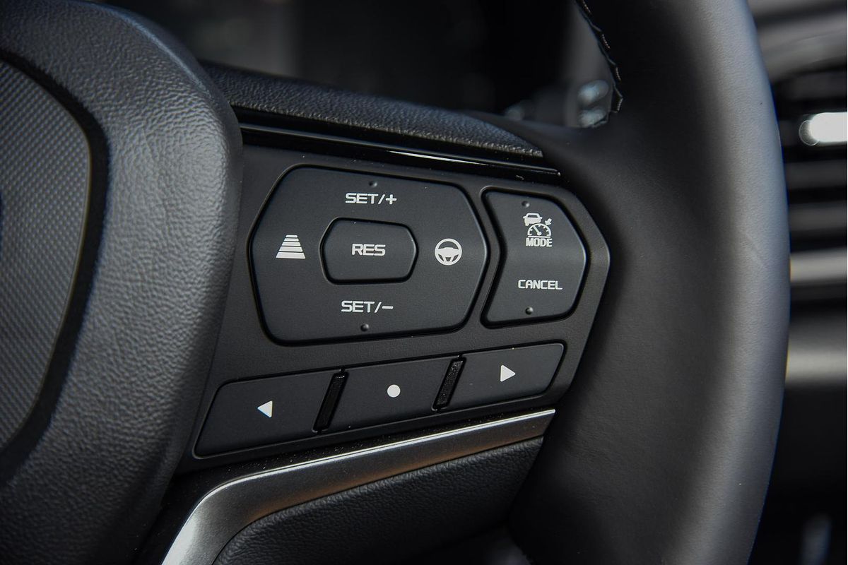 2025 Isuzu MU-X