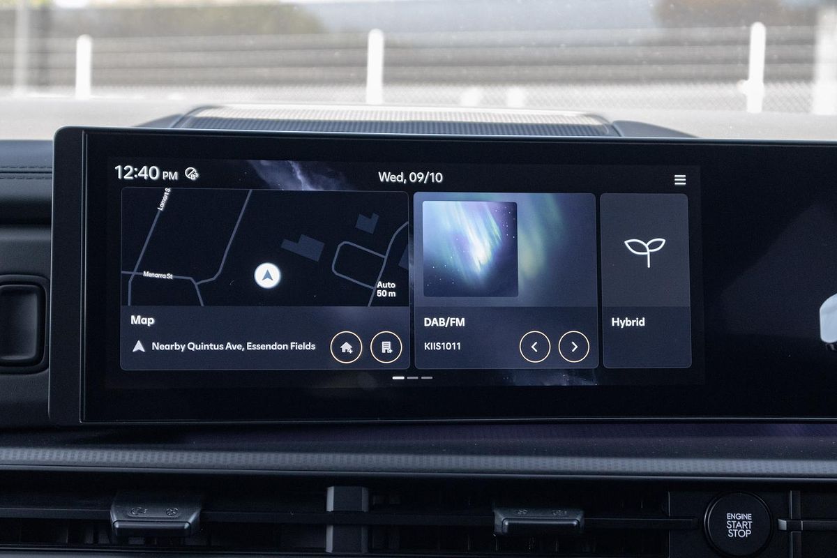 2025 Hyundai Santa Fe Hybrid Calligraphy MX5.V1
