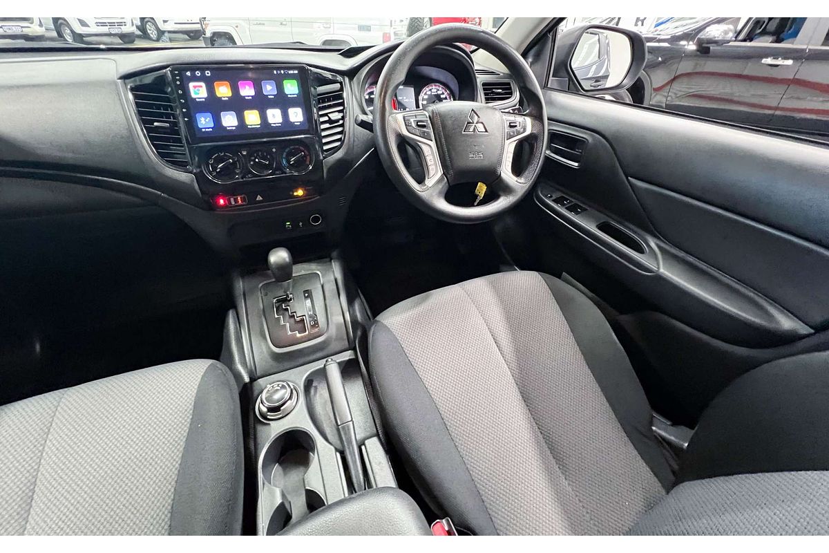 2022 Mitsubishi Triton GLX MR 4X4