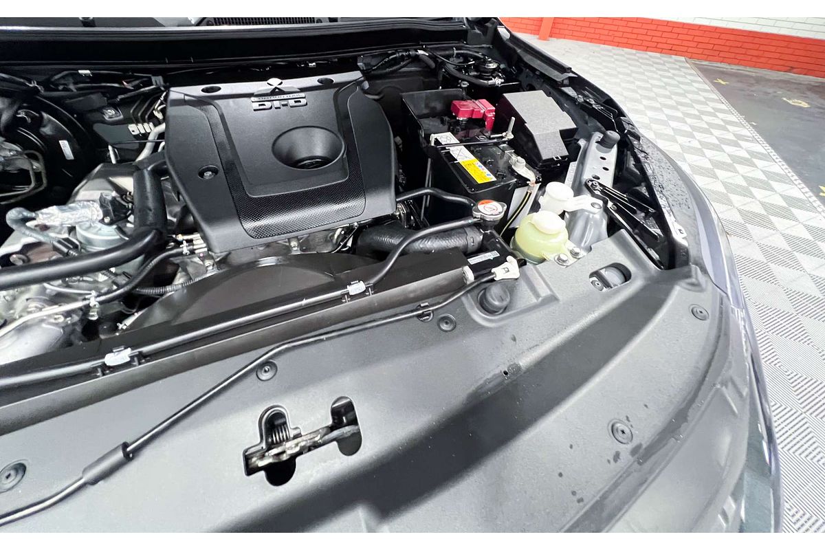 2022 Mitsubishi Triton GLX MR 4X4