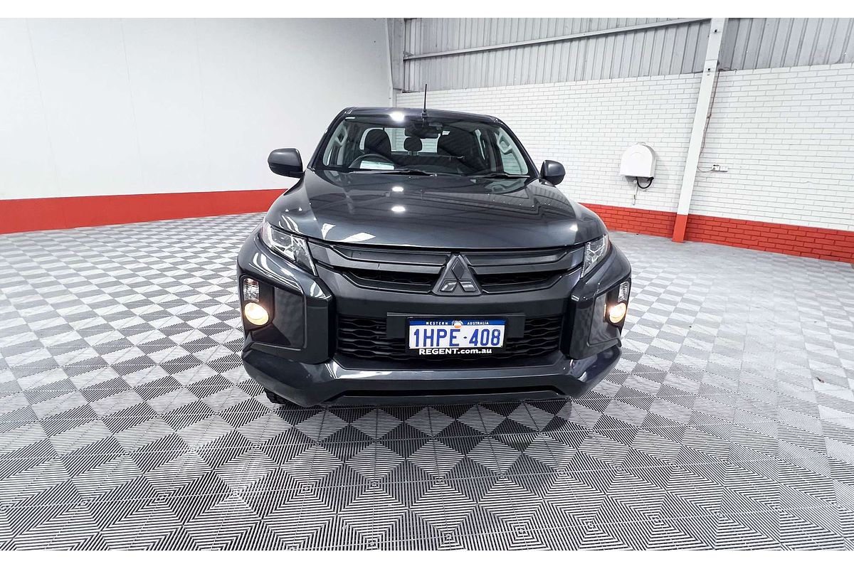 2022 Mitsubishi Triton GLX MR 4X4