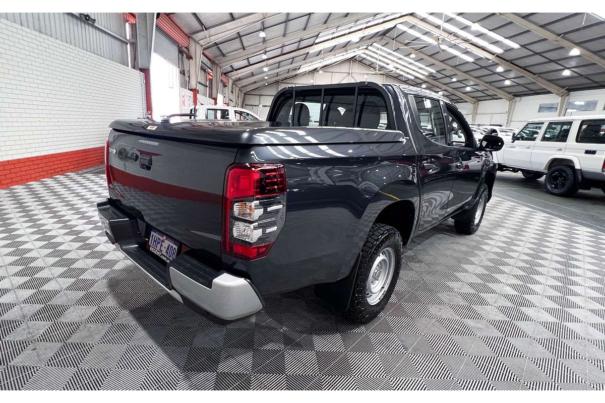 2022 Mitsubishi Triton GLX MR 4X4