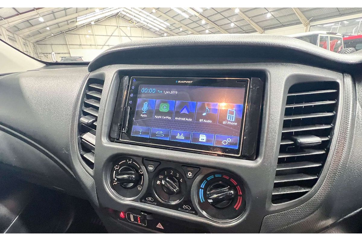 2022 Mitsubishi Triton GLX MR 4X4