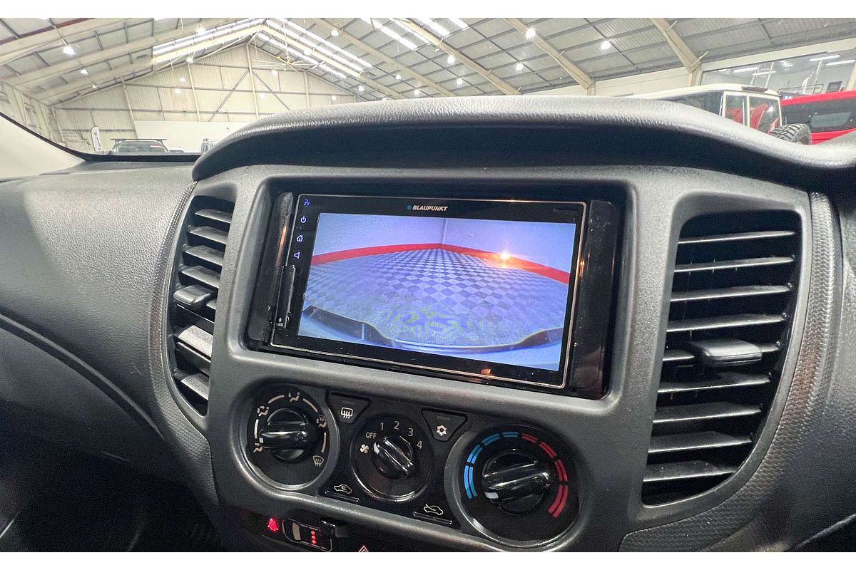 2022 Mitsubishi Triton GLX MR 4X4