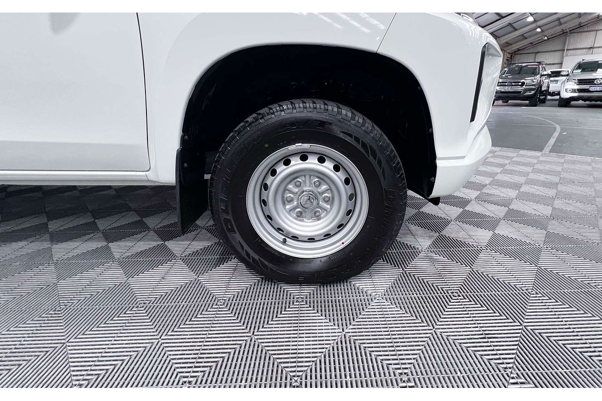 2022 Mitsubishi Triton GLX MR 4X4
