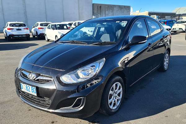 2013 Hyundai Accent Active RB