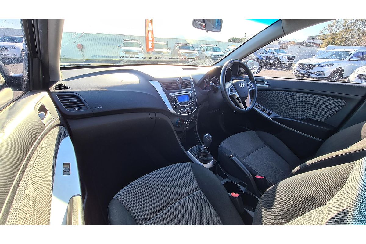 2013 Hyundai Accent Active RB