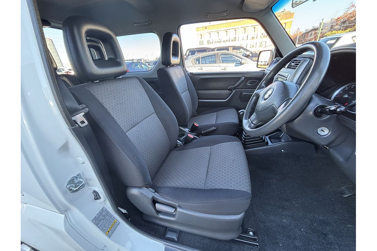 2002 Suzuki Jimny JX SN413