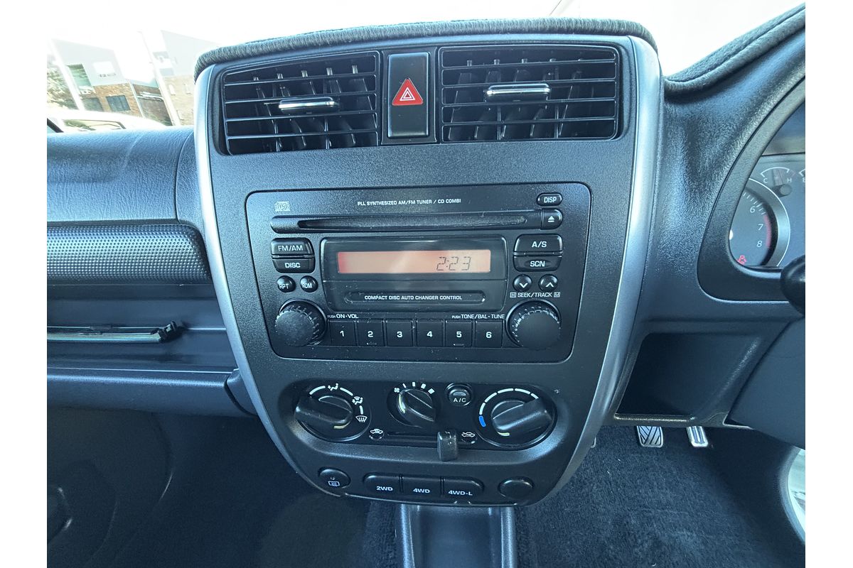 2002 Suzuki Jimny JX SN413