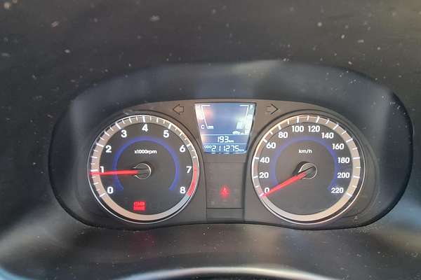 2013 Hyundai Accent Active RB