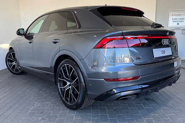 2025 Audi Q8 55 TFSI S line F1