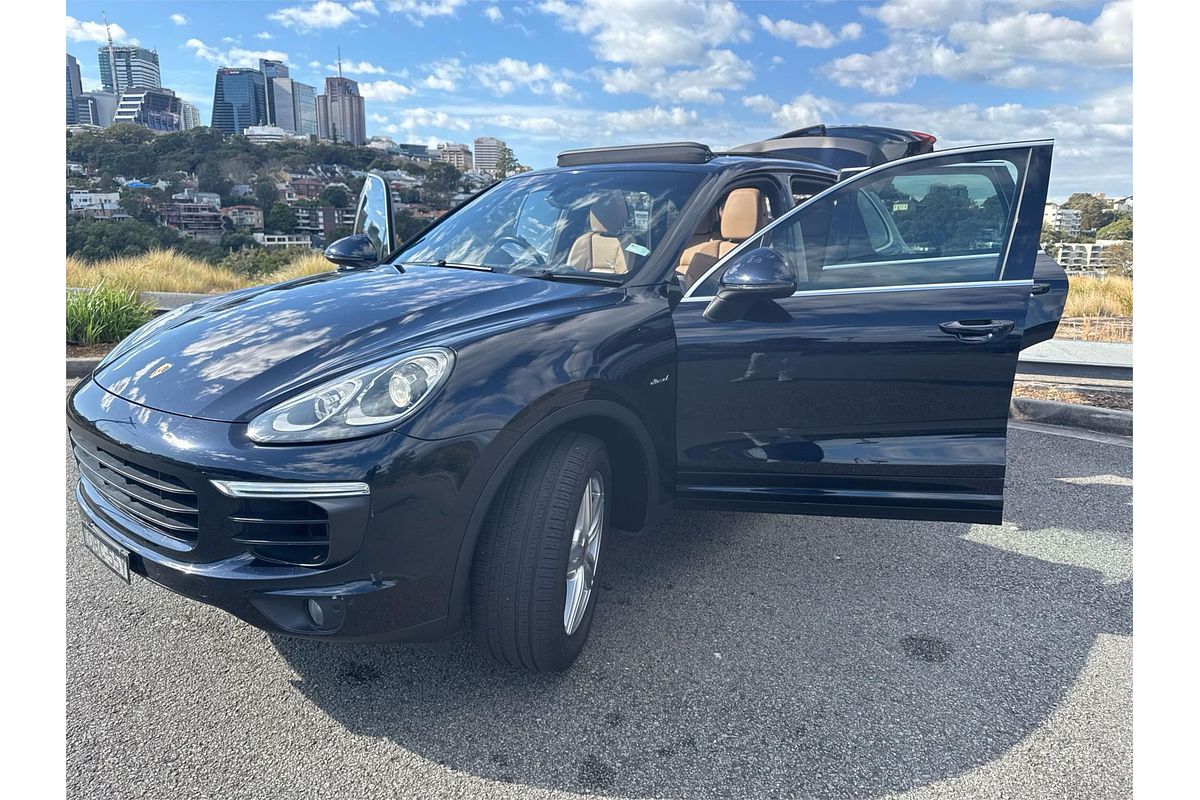 2015 Porsche Cayenne Diesel 92A