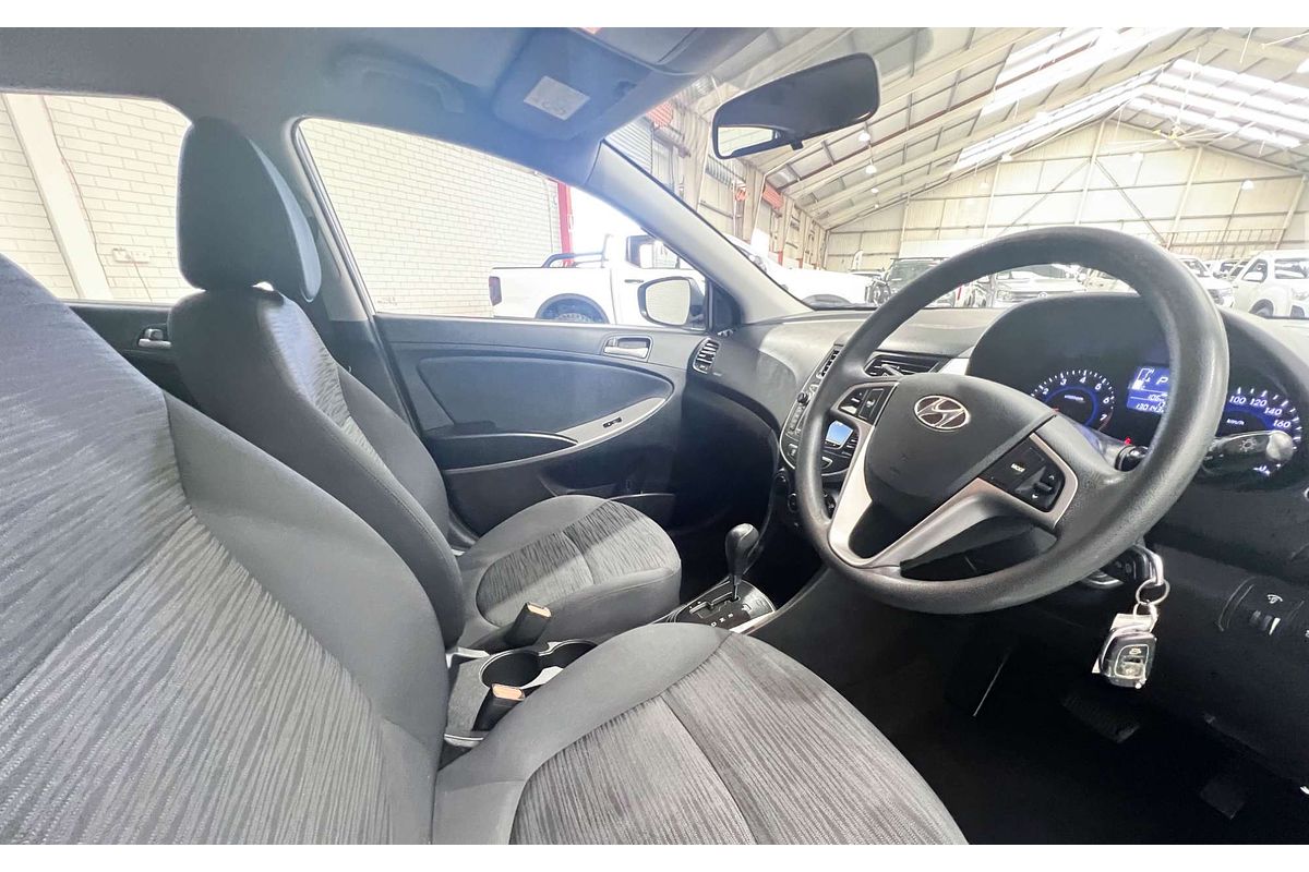 2015 Hyundai Accent Active RB3