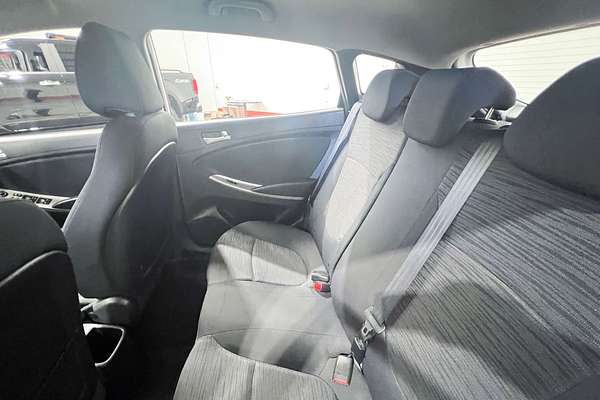 2015 Hyundai Accent Active RB3