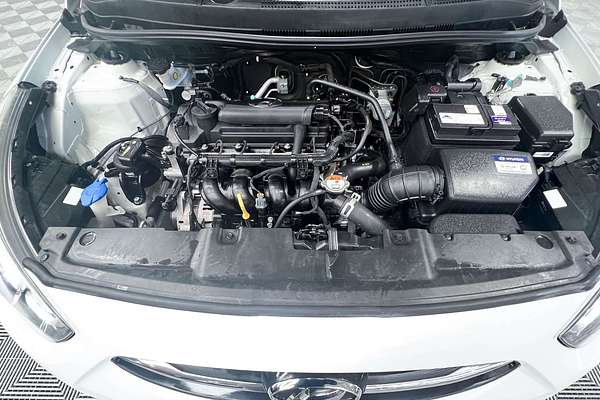 2015 Hyundai Accent Active RB3