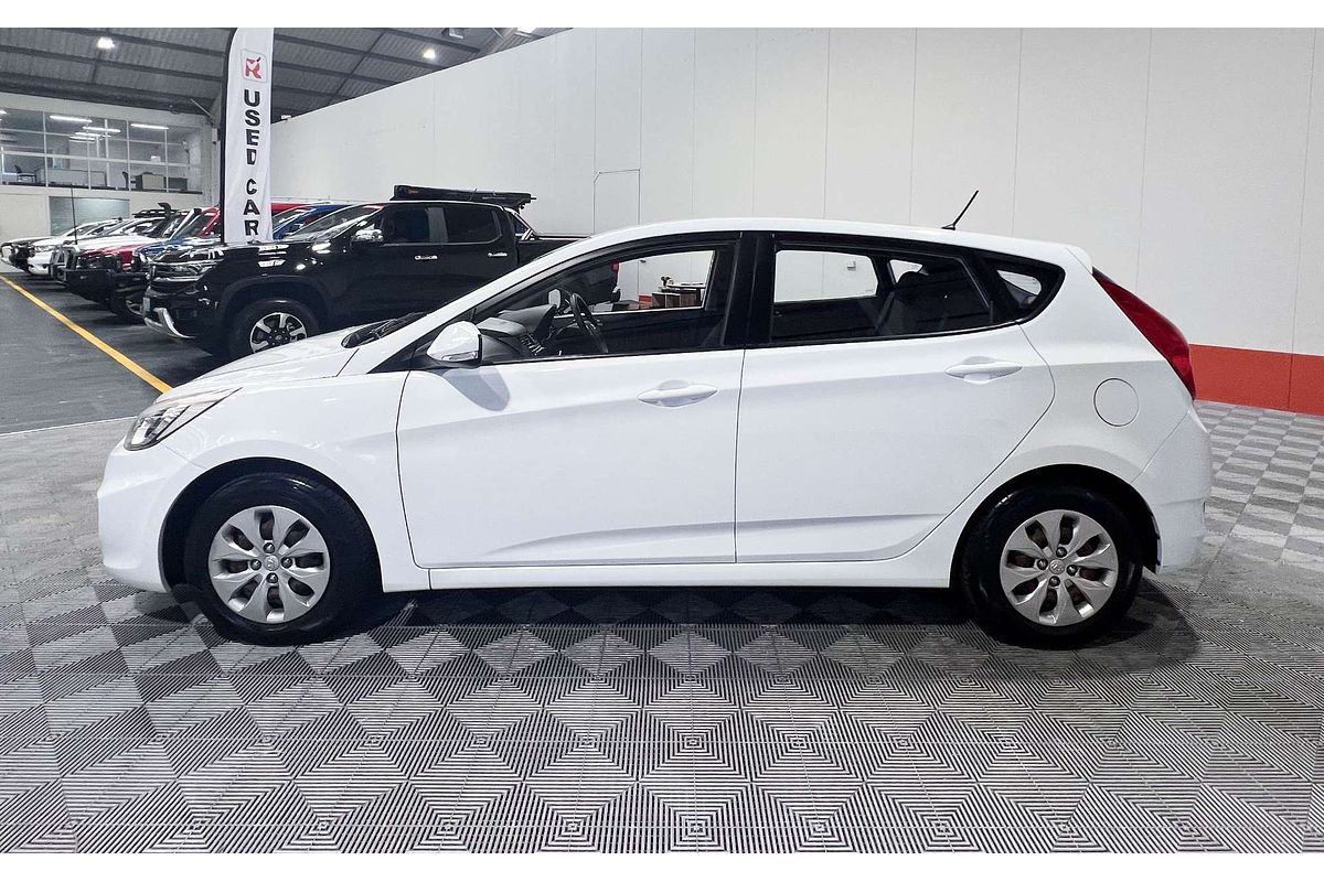 2015 Hyundai Accent Active RB3