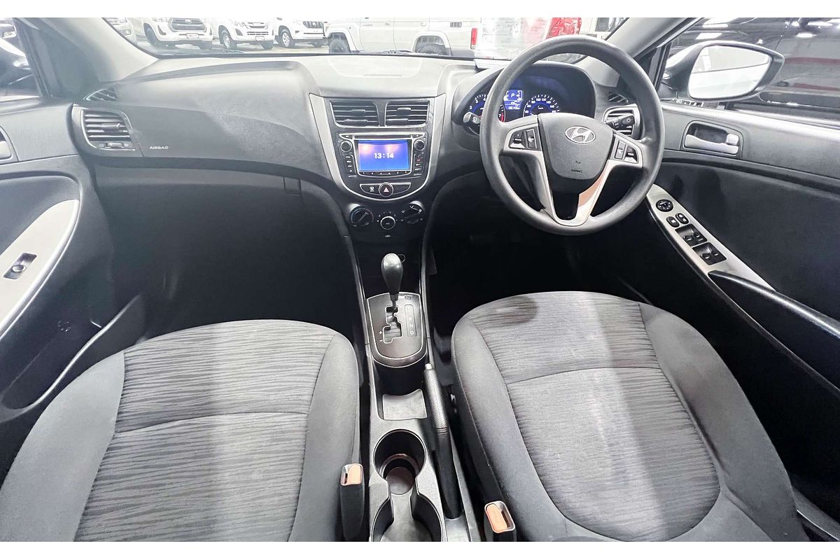 2015 Hyundai Accent Active RB3