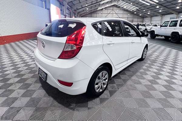 2015 Hyundai Accent Active RB3