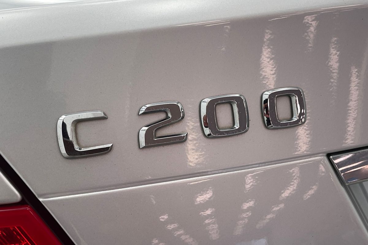 2012 Mercedes-Benz C-Class C200 BlueEFFICIENCY W204