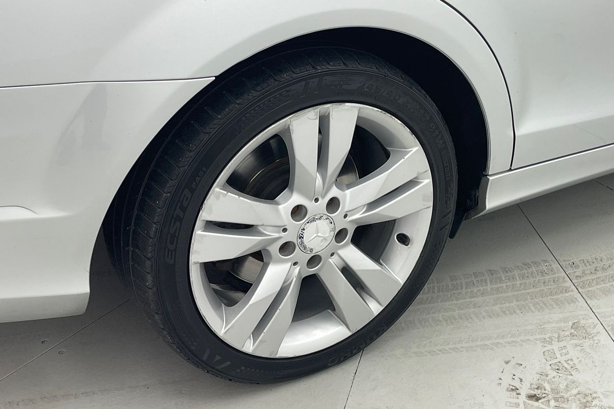 2012 Mercedes-Benz C-Class C200 BlueEFFICIENCY W204
