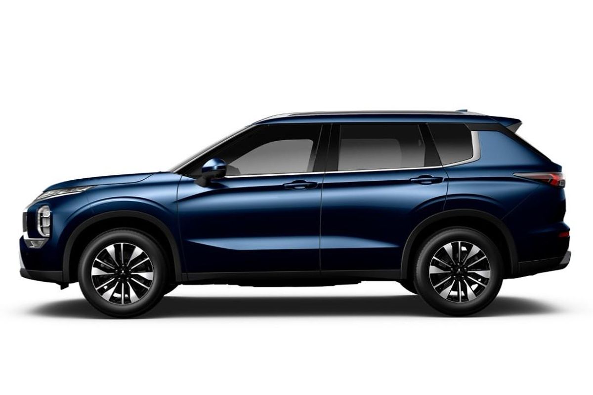 2025 Mitsubishi Outlander LS ZM