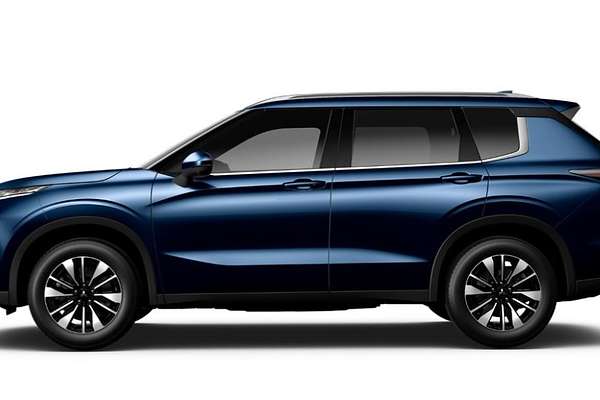 2025 Mitsubishi Outlander LS ZM