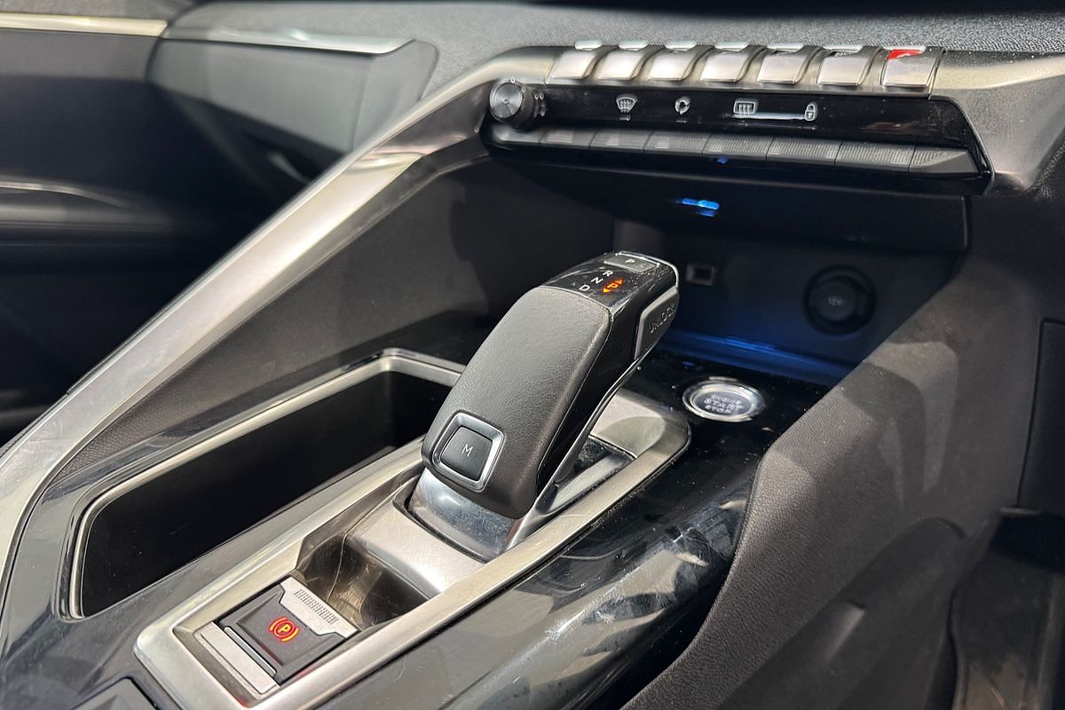 2019 Peugeot 3008 Allure P84