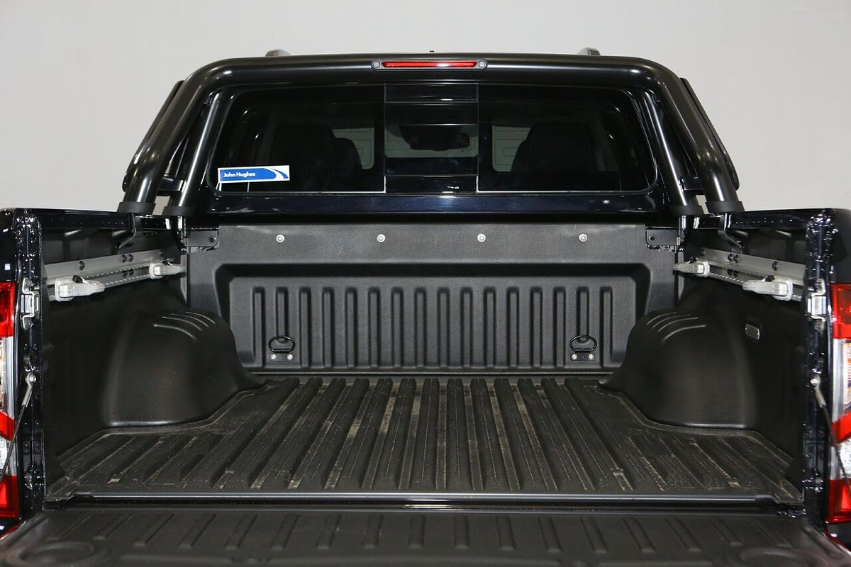 2025 Nissan Navara PRO-4X D23 4X4