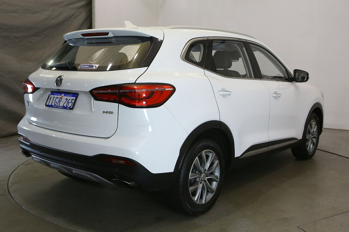 2024 MG HS Vibe SAS23