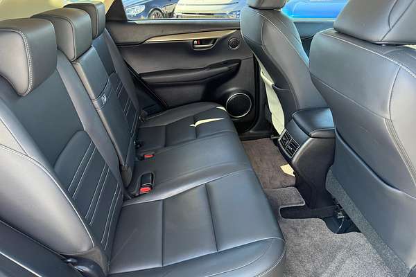 2017 Lexus NX NX200t Luxury AGZ10R