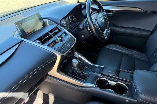 2017 Lexus NX NX200t Luxury AGZ10R