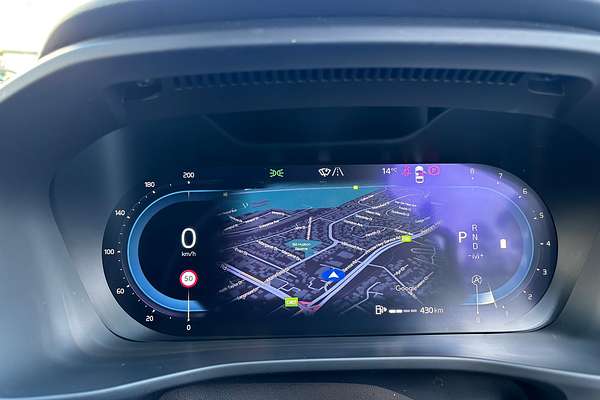 2023 Volvo XC40 Ultimate B5 Dark