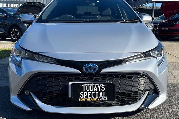 2018 Toyota Corolla SX Hybrid ZWE211R