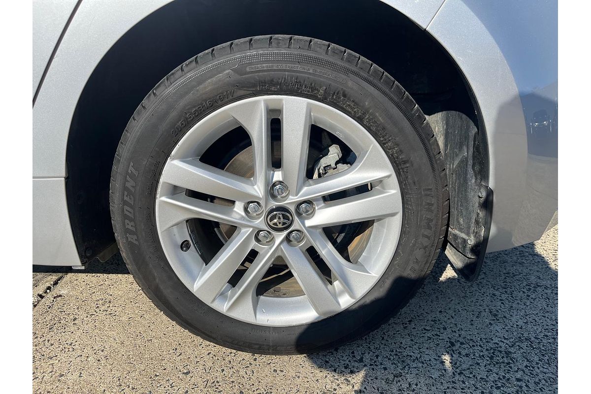 2018 Toyota Corolla SX Hybrid ZWE211R