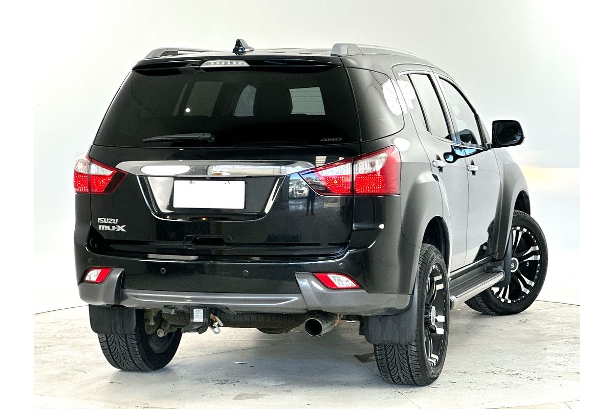 2015 Isuzu MU-X LS-T