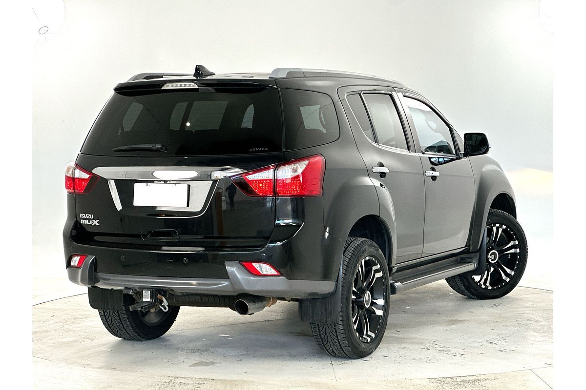 2015 Isuzu MU-X LS-T