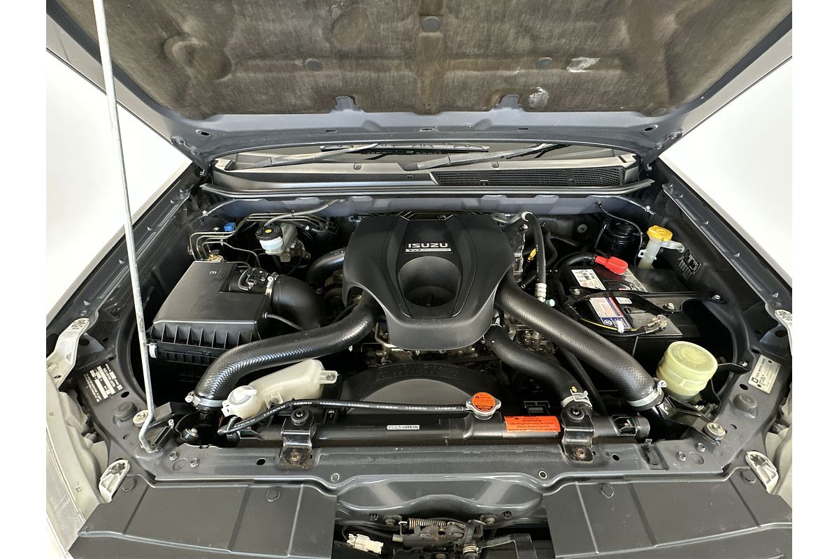 2015 Isuzu MU-X LS-T