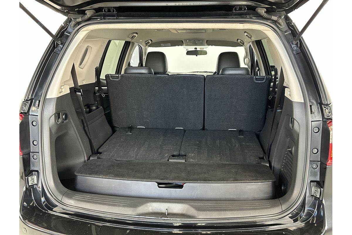 2015 Isuzu MU-X LS-T