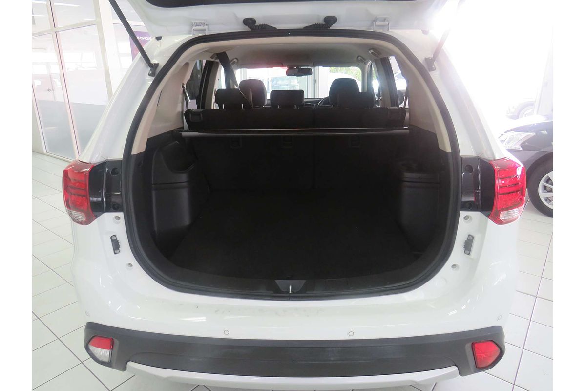 2016 Mitsubishi Outlander XLS ZK