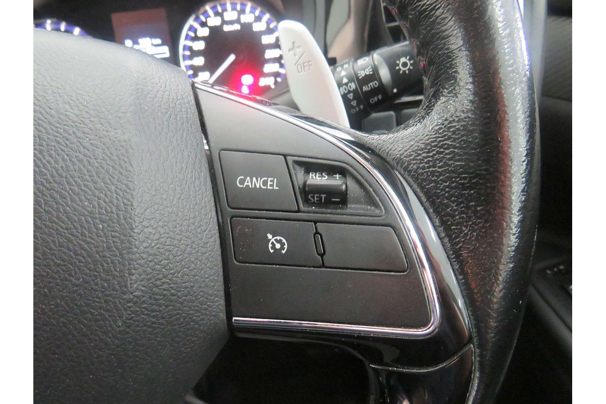 2016 Mitsubishi Outlander XLS ZK